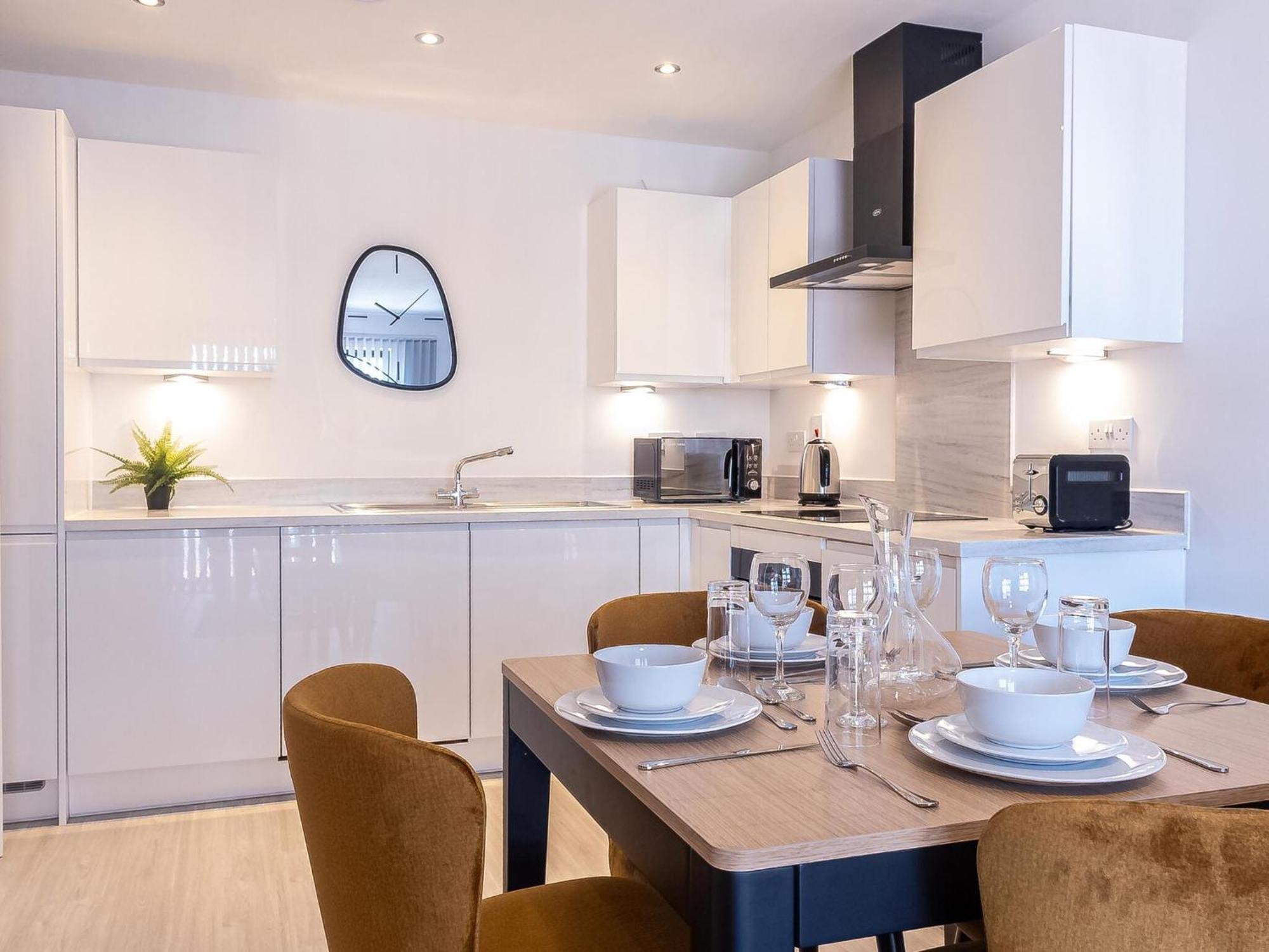 Pristine 1 And 2 Bedroom Apartments Near Business District By Belvilla Birmingham Exterior foto